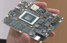 AYANeo Air Pro 手持设备的微型 PCB 曝光 显示 AMD Barcelo APU 已准备就绪