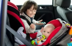 出租车 Yandex Go 将配备婴儿摇篮