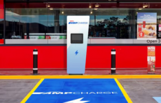 澳大利亚加油站开始转向电动汽车